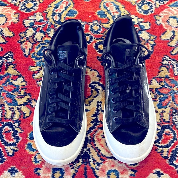 ADIDAS STAN SMITH shiny black sneaker size 6.5 - Picture 1 of 7